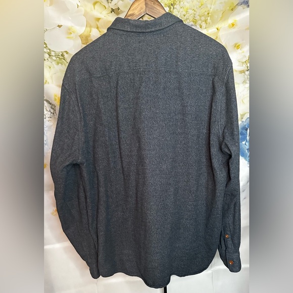 Faherty Brand men’s charcoal grey long sleeve button down NWOT - Picture 6 of 9